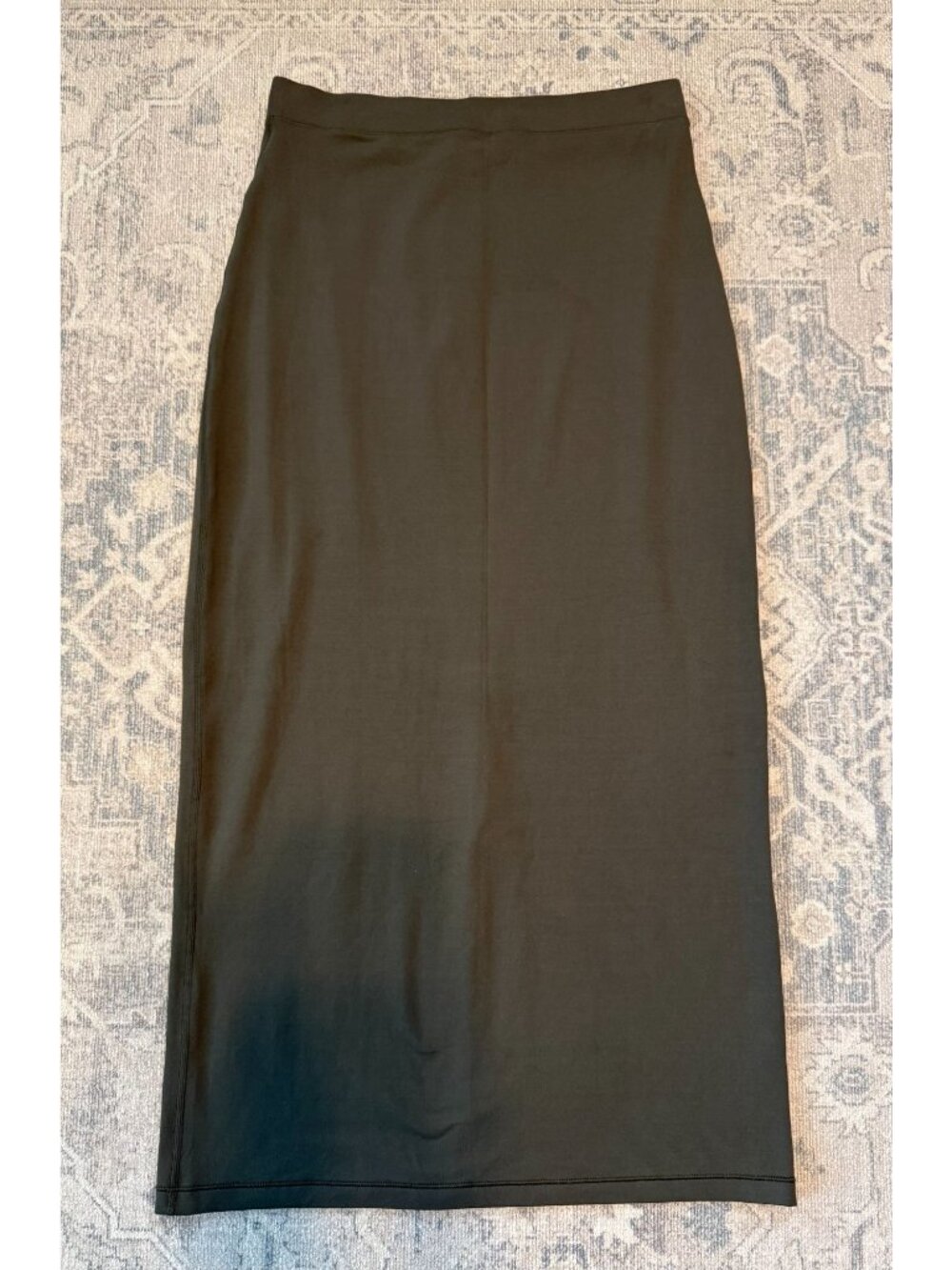 Vuori Women's Halo Column Skirt Midi Medium DreamKnit High Rise Slit Soft